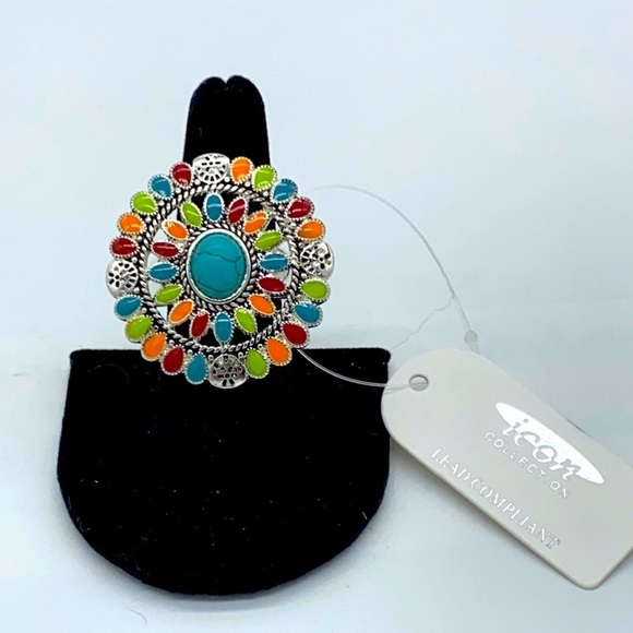 REDUCED BY $10 Multi-Color Antique Silvertone Stretch Ring NWT - Picture 2 of 4
